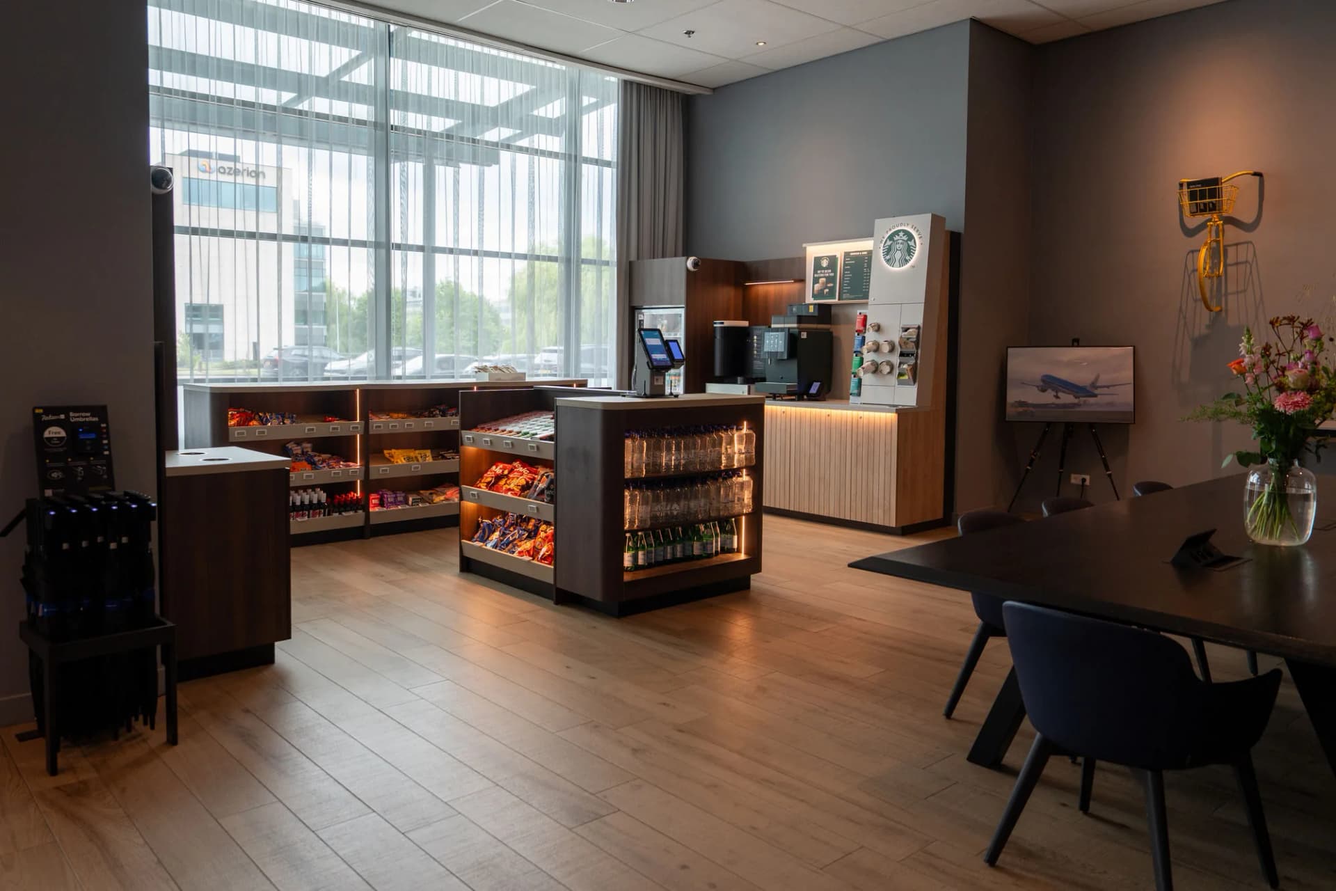 Radisson Blu Airport — Schiphol, 24/7 hotelwinkel